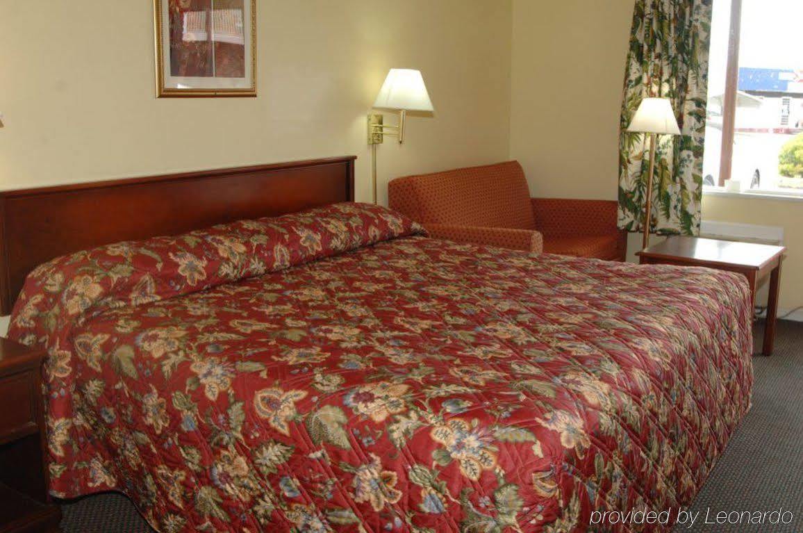Red Carpet Inn Оксфорд Екстериор снимка