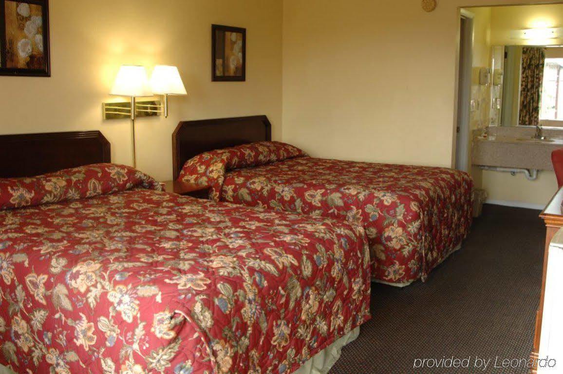 Red Carpet Inn Оксфорд Екстериор снимка
