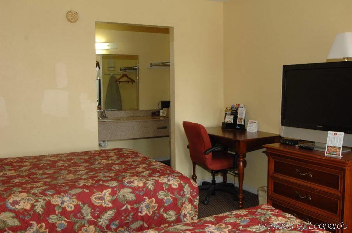Red Carpet Inn Оксфорд Екстериор снимка